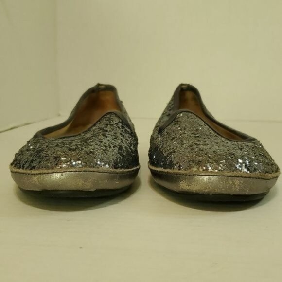 Ugg Flats Slip On Silver Metallic Loafers Leather Sheepskin Women's WOMAN'S 6 - Picture 13 of 16